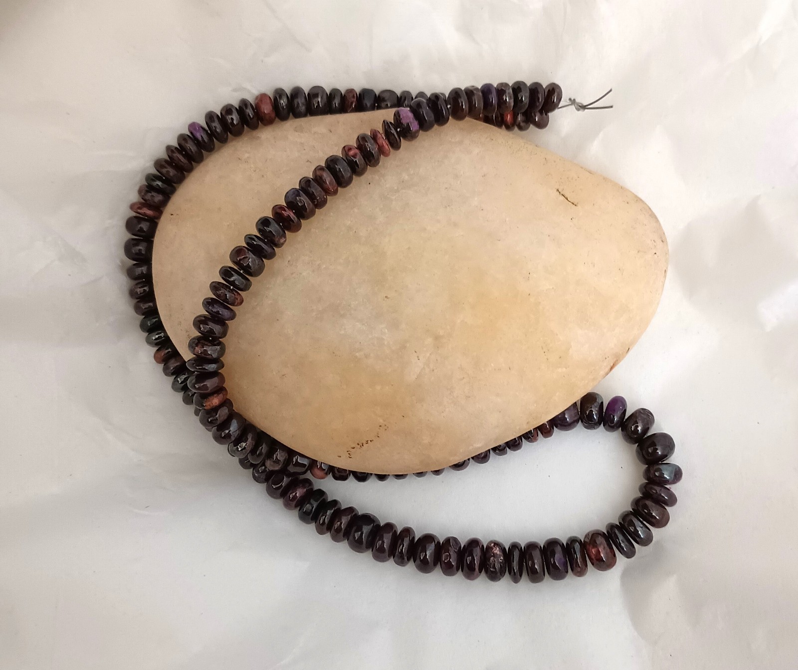 SUGILITE, BUSTAMITE 6-8MM RONDELLE BEADS – 17.75″ Strand – 4071E