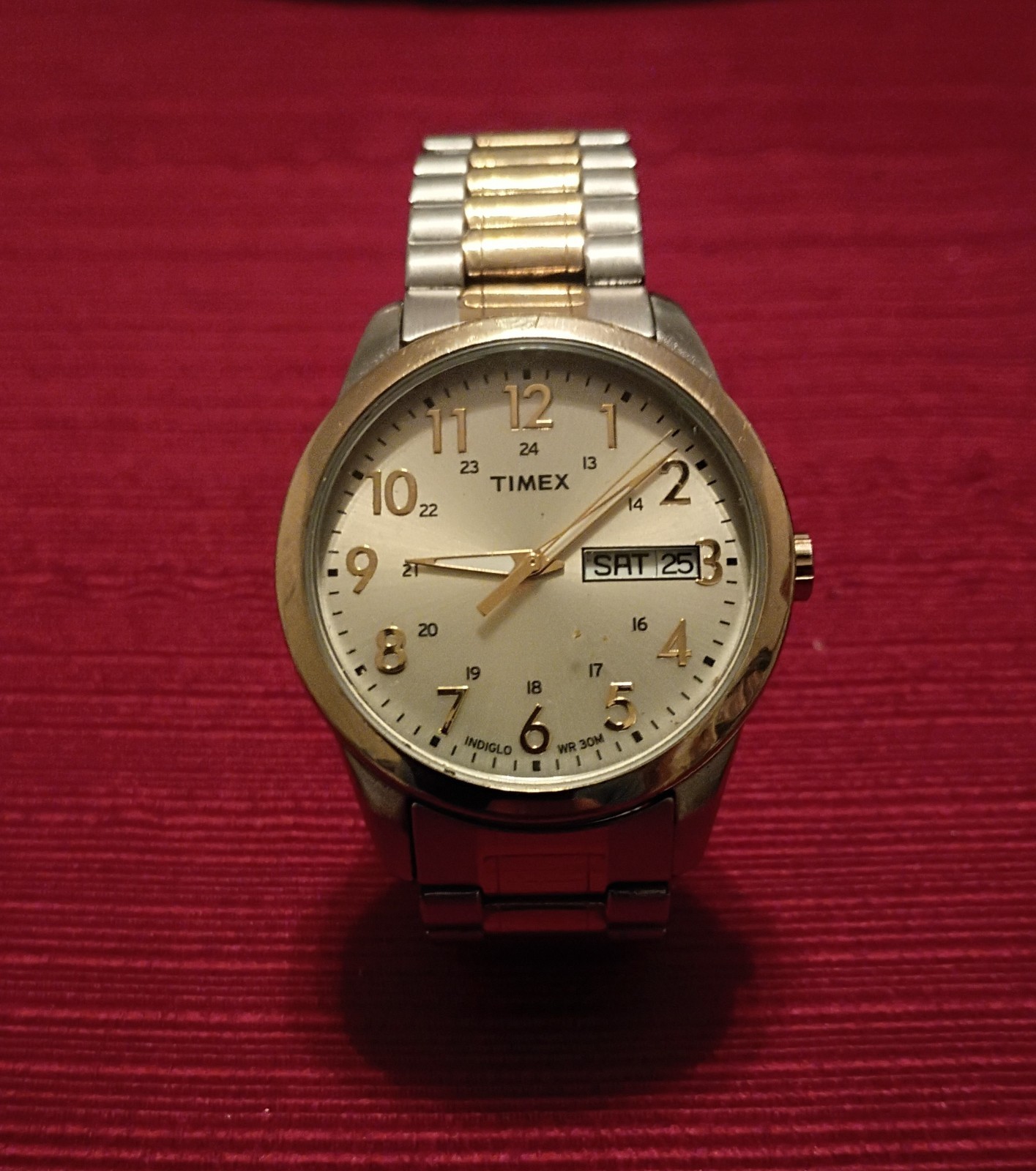 Timex Indiglo Men’s Quartz Two-Tone SS Bracelet Day/Date Silver Dial 30m