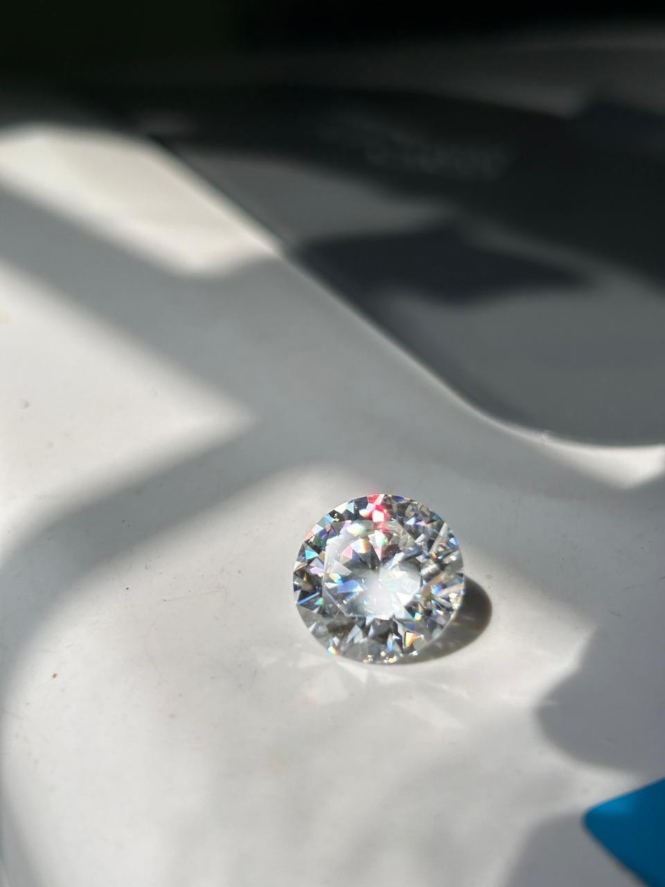 IGI Certified, Lab-Grown 3.01 Ct CVD Diamond 9.50 mm Round D VVS1 Clarity