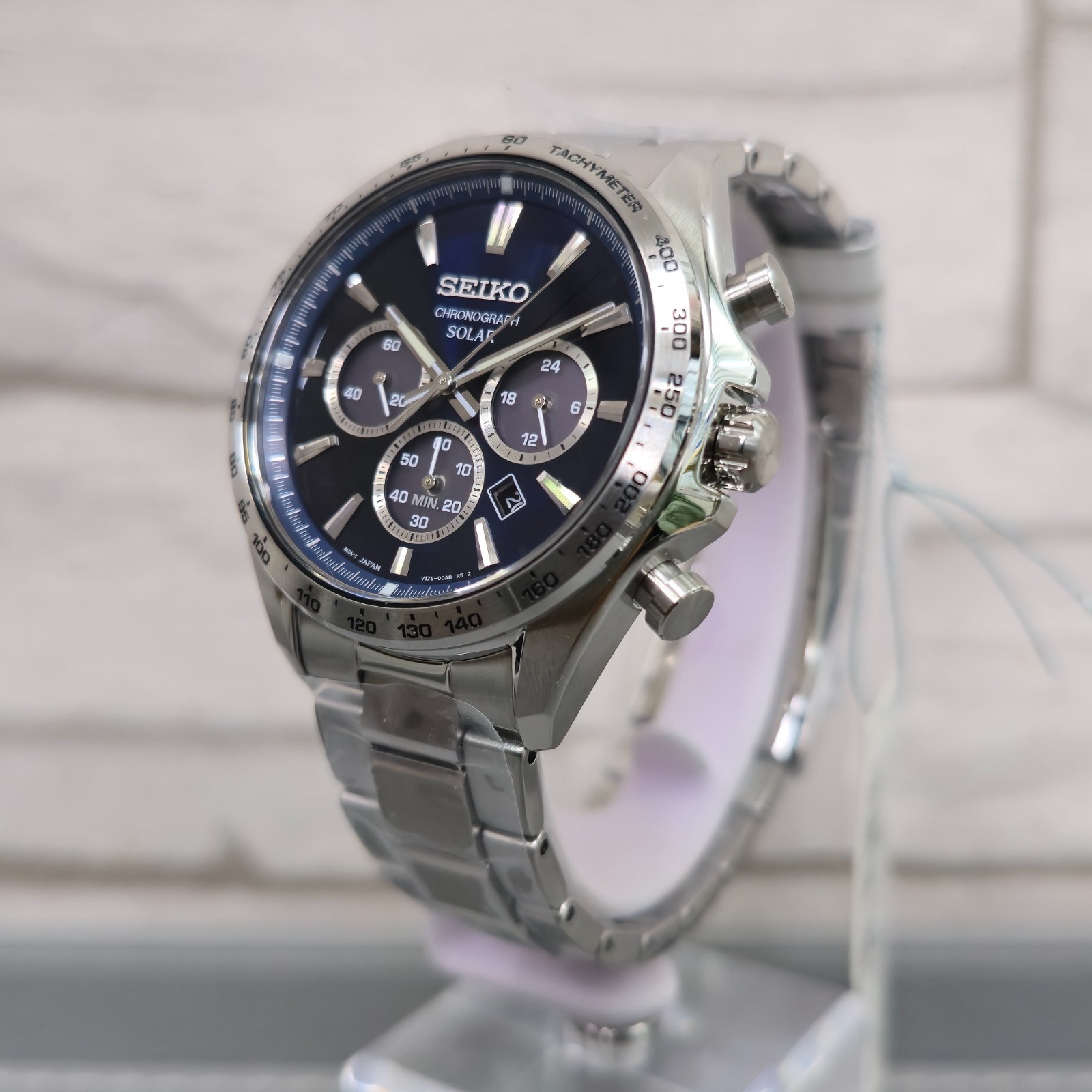 Seiko Selection SBPY183 Solar Chronograph “Panda” Dial 42.2 mm New Men’s Watch