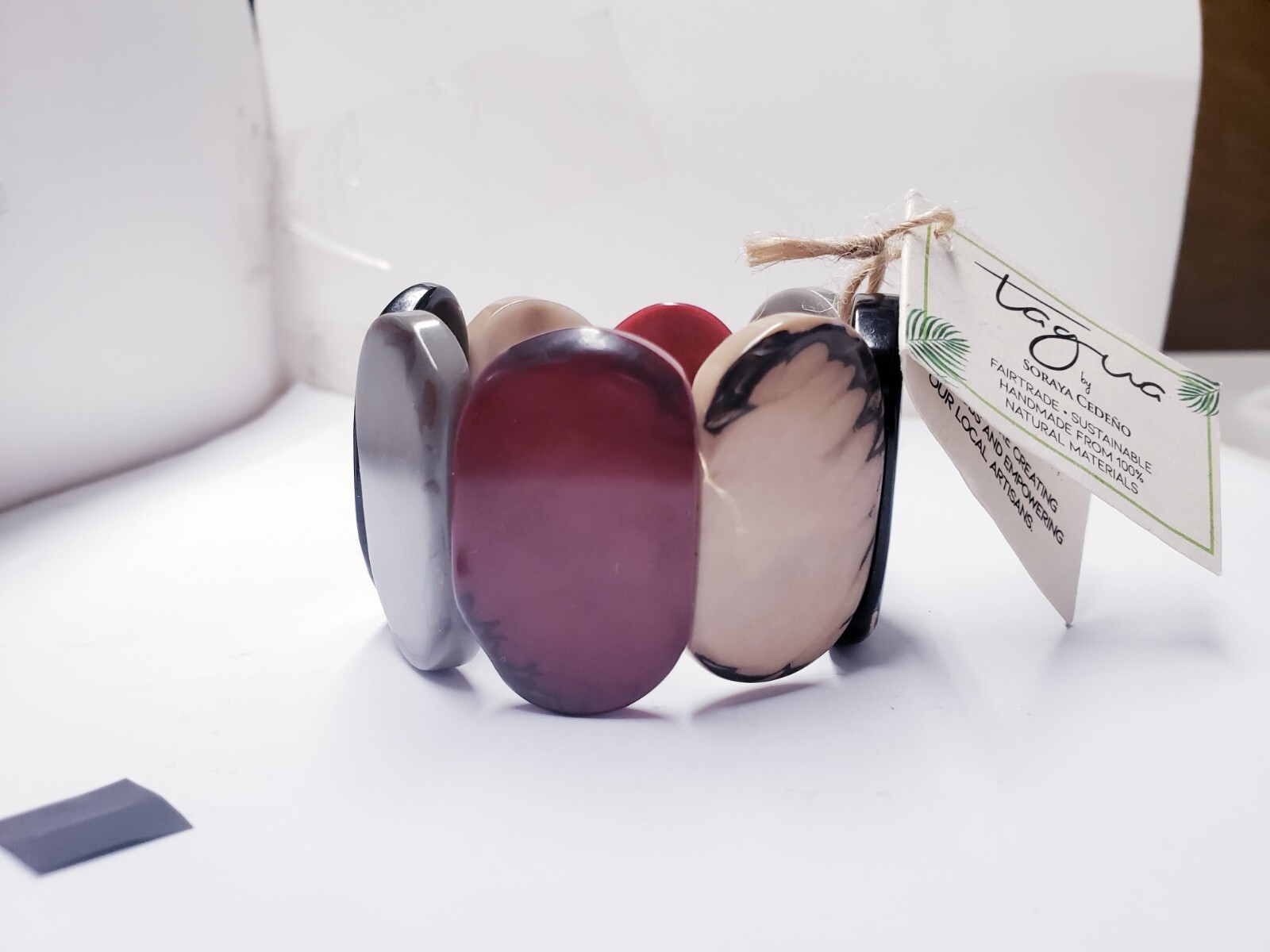 Tagua by Soraya Cedeno C arved lv0ry Bracelet COLOR Café con leche/Onyx 7″-7.5″