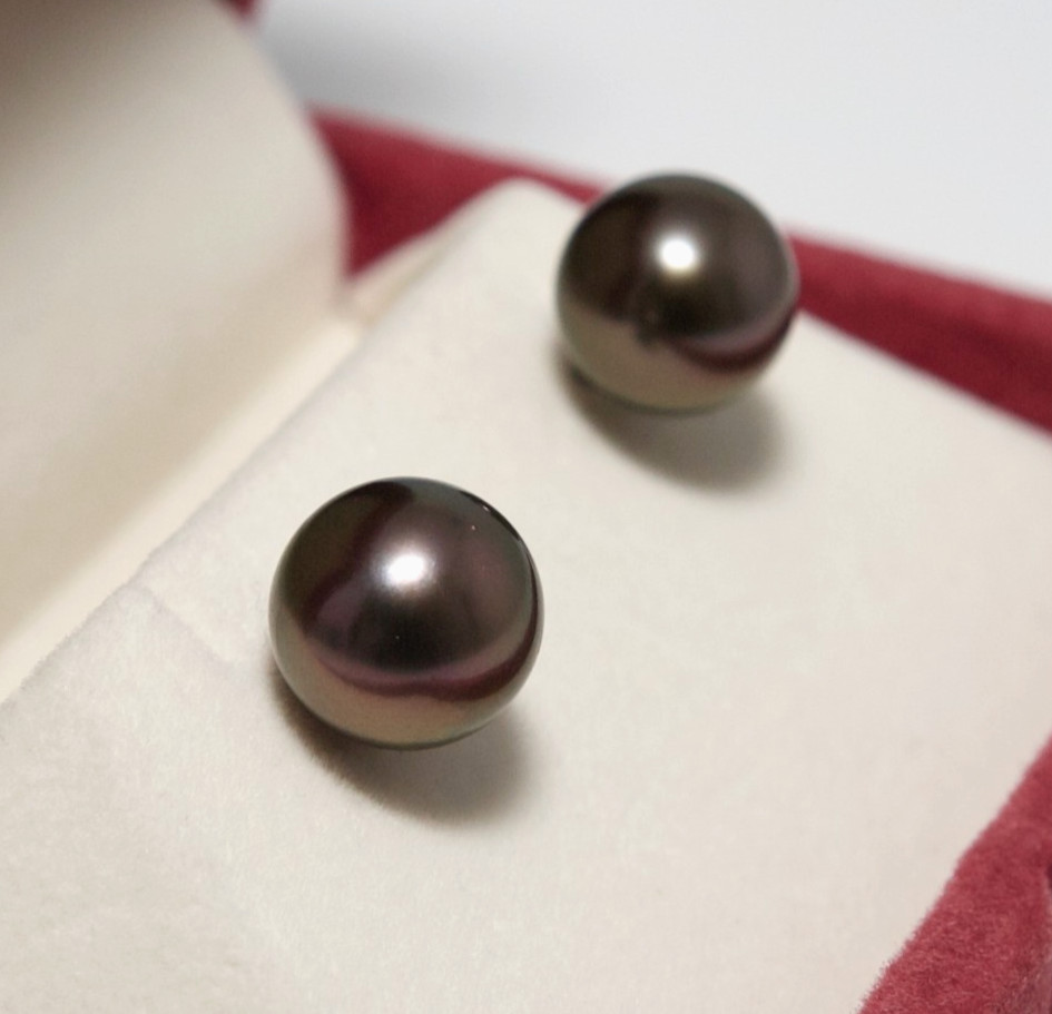 9.7-9.9MM Round Black Purple Tahitian Cultured Pearl Stud Earrings Platinum 850