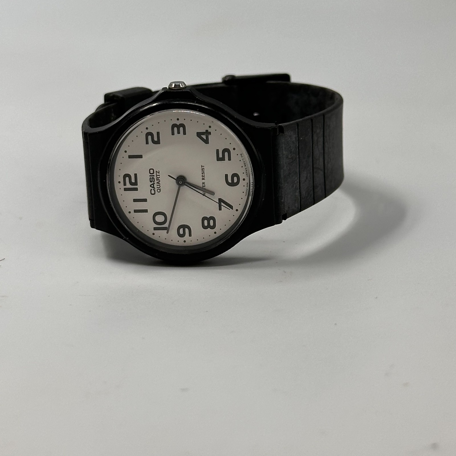 Casio Watch Mens White Dial Easy To Read Black Band MQ-24 New Battery 9″