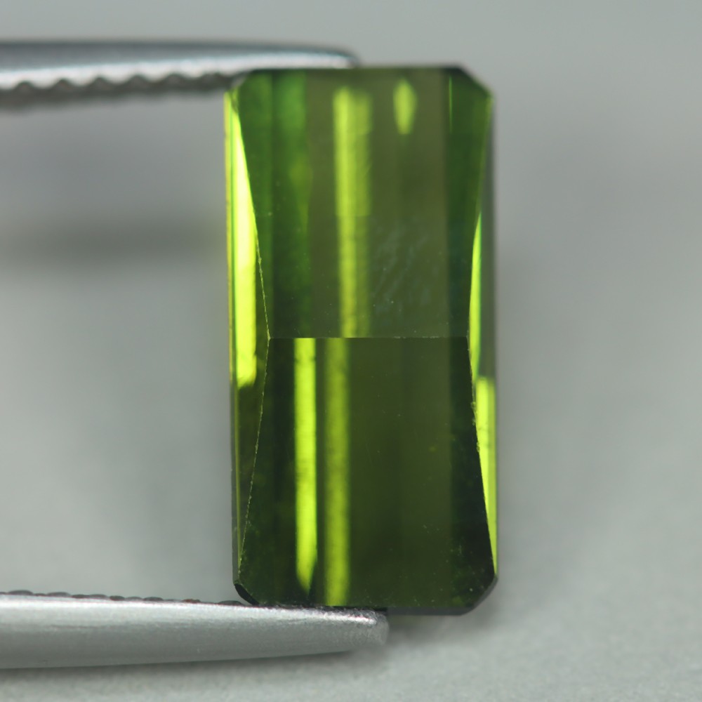 2.50 Cts_Loose Gemstone_100 % Natural Unheated Mozambique Green Tourmaline