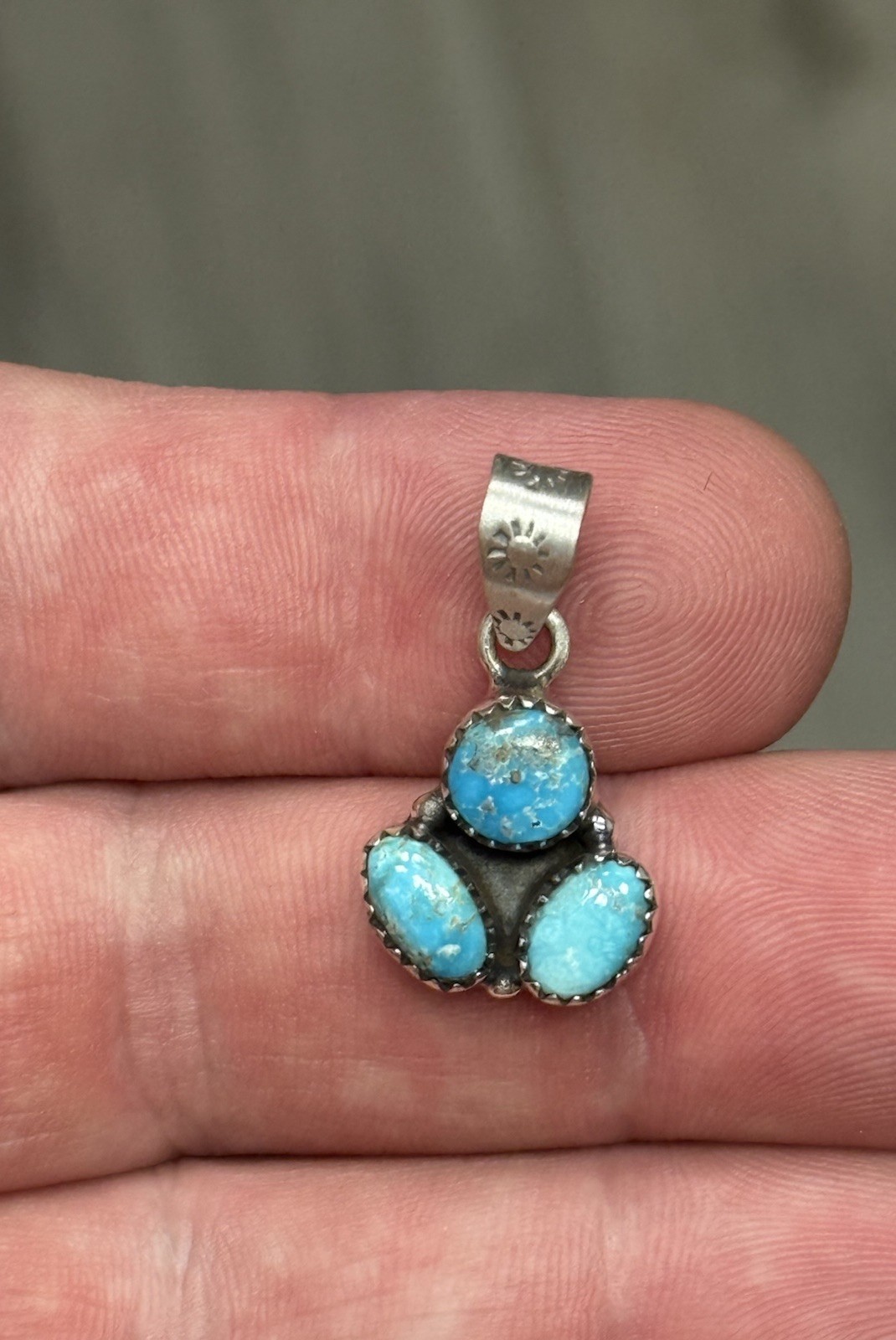 STERLING SILVER WHITE WATER TURQUOISE 3 STONE MIX SHAPE CLUSTER PENDANT .925