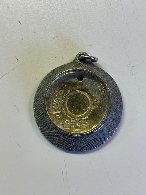 Silver Colored Pendant for Picture Keepsake, No Chain