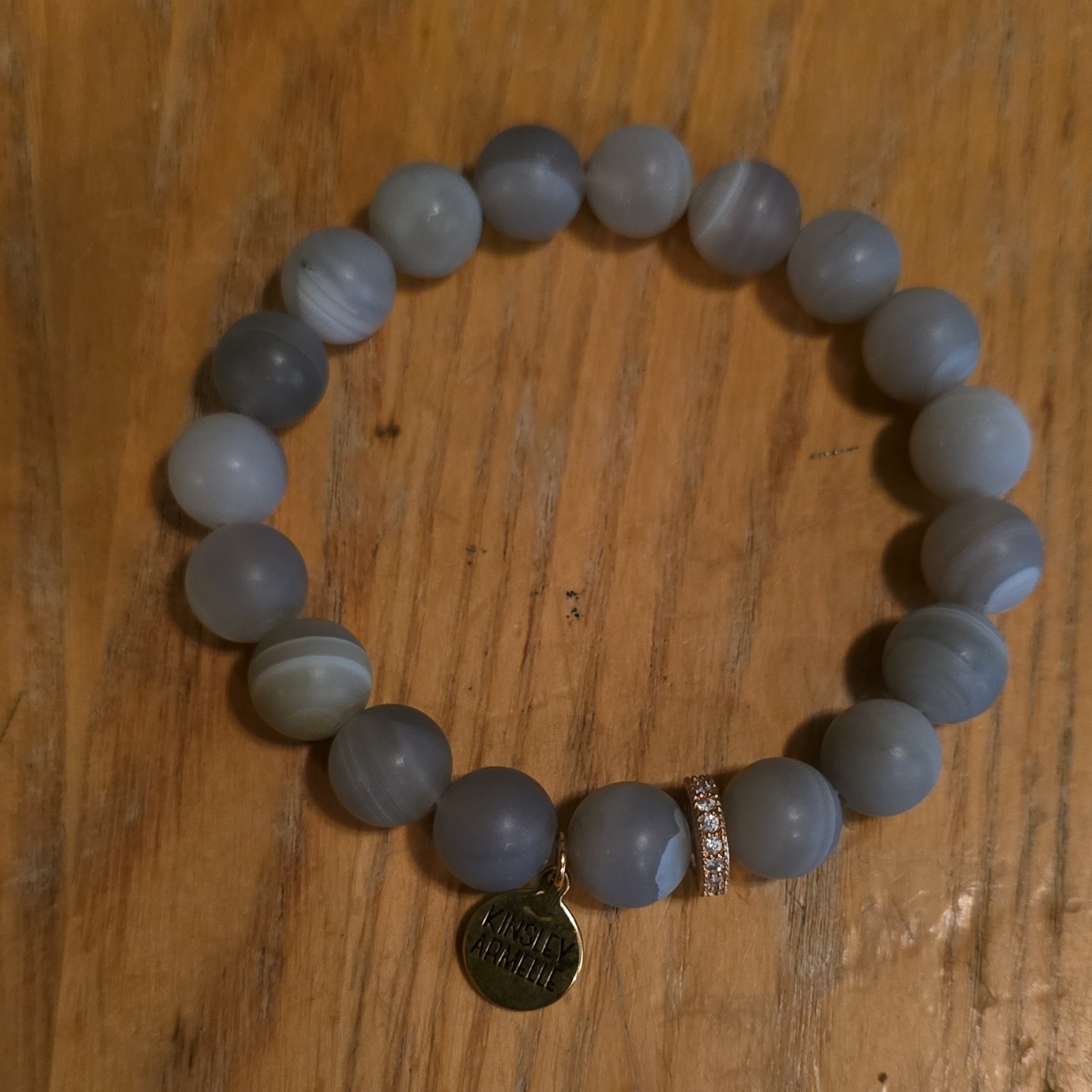 Kinsley Armelle Gray Agate Beaded Stretch Bracelet Dangle Charm Signed Stack