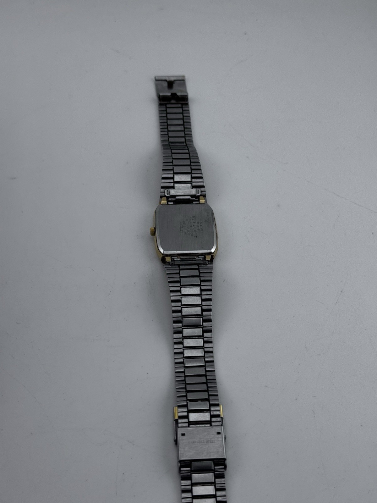 Citizen Quartz 3630-054609 Gold Tone Vintage Watch Japan Working