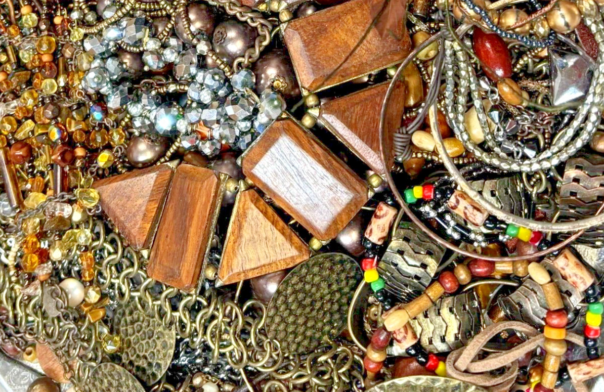 **Fashion Jewelry Box Lot **ONE POUND- all wearable,wholesale,bulk- #JJ6