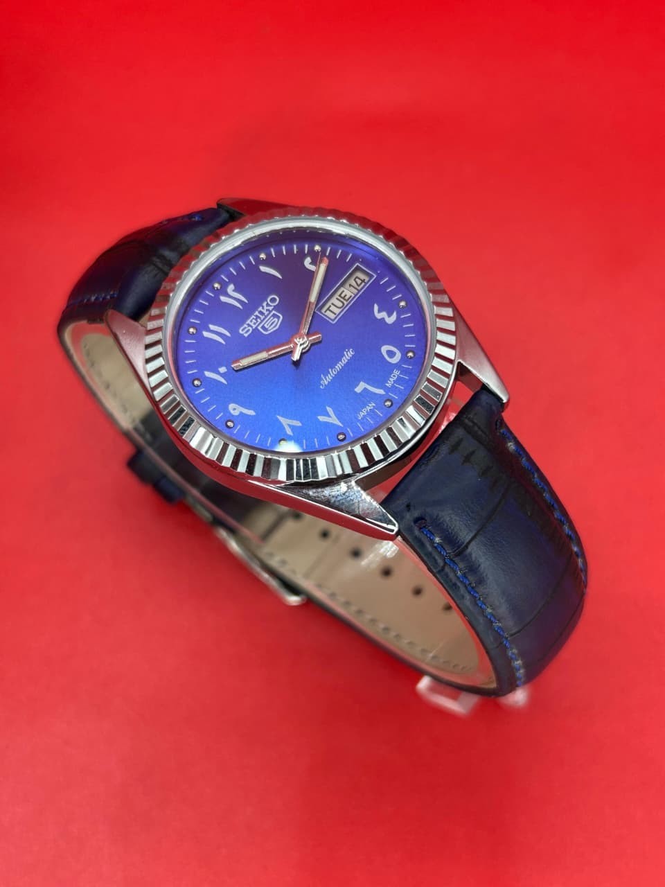 Vintage Seiko 5 Automatic Men’s Wrist Watch, Day,Date Leather band