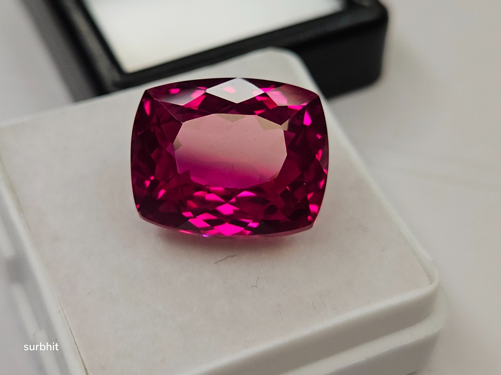 Dark Pink Sapphire Cushion Cut 14+Ct Natural Certified Loose Gemstone