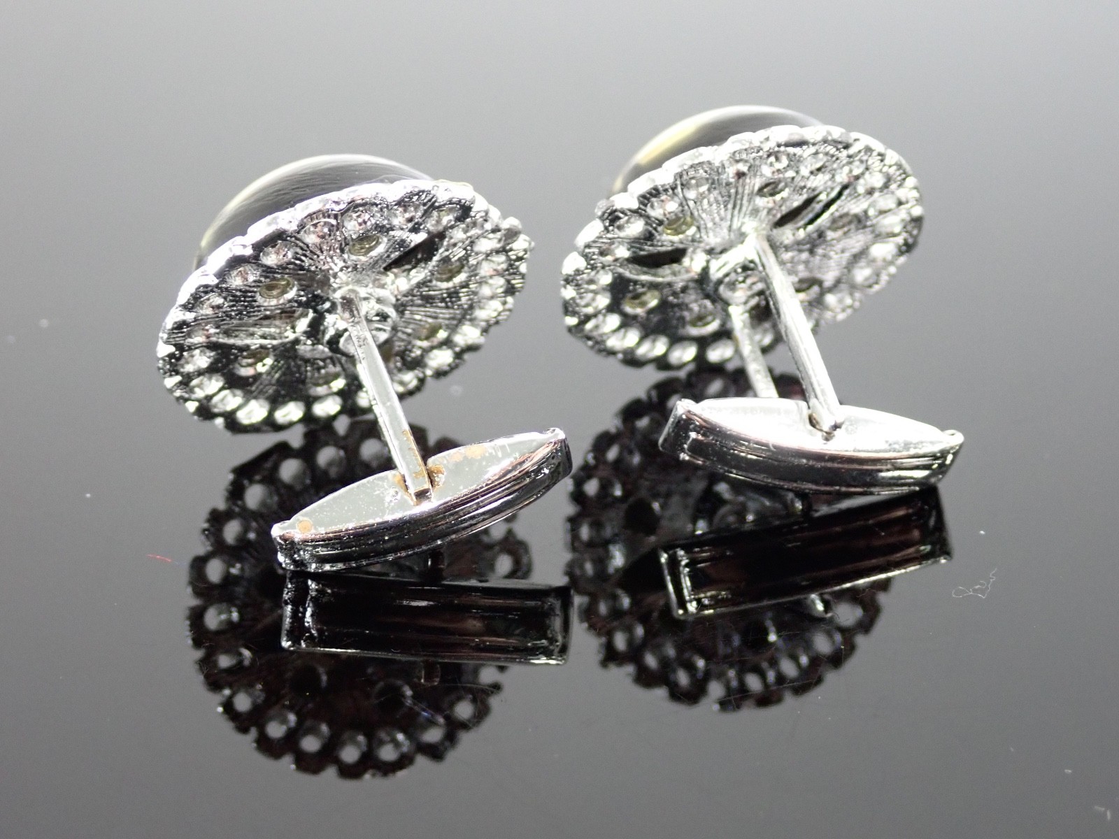 Vintage Dice Cufflinks Black Ivory Resin Casino Gambling Vegas Novelty Style