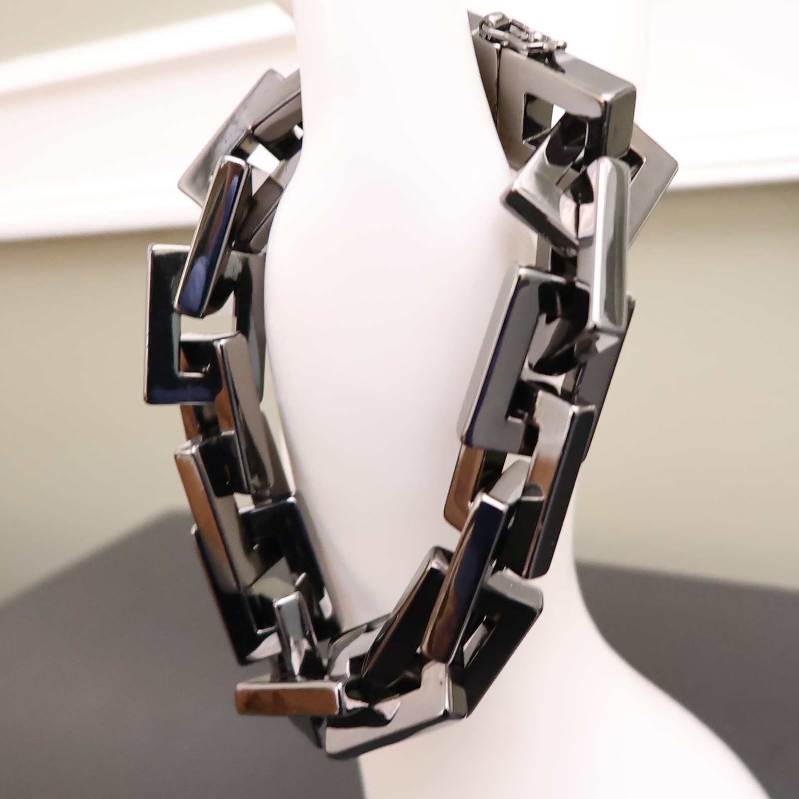 Bronzo Italia bracelet Milor status chain gunmetal rectangle links magnet 7.25in