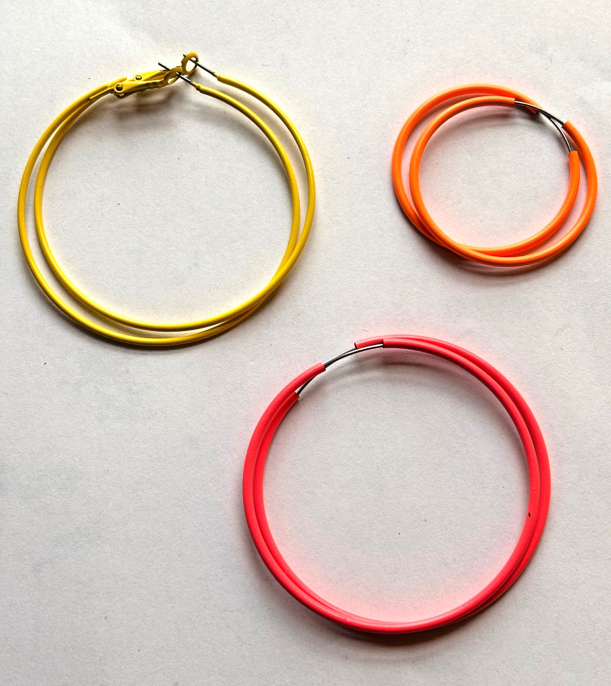 Hoop Earrings Neon Rubber Coated Wire Lot 3 Pairs Yellow Orange Pink Y2K Rave