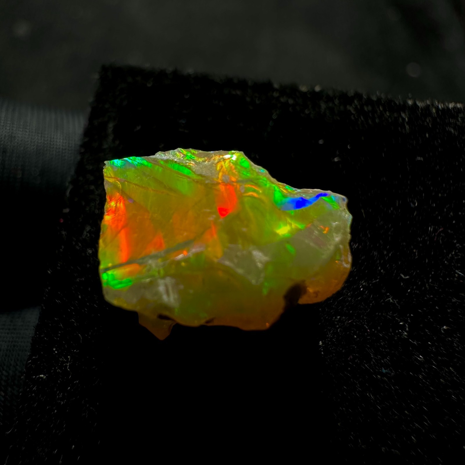 2.75 CTS Natural Ethiopian Opal Rough, Multi Fire Opal Gemstone, Welo Opal Raw.