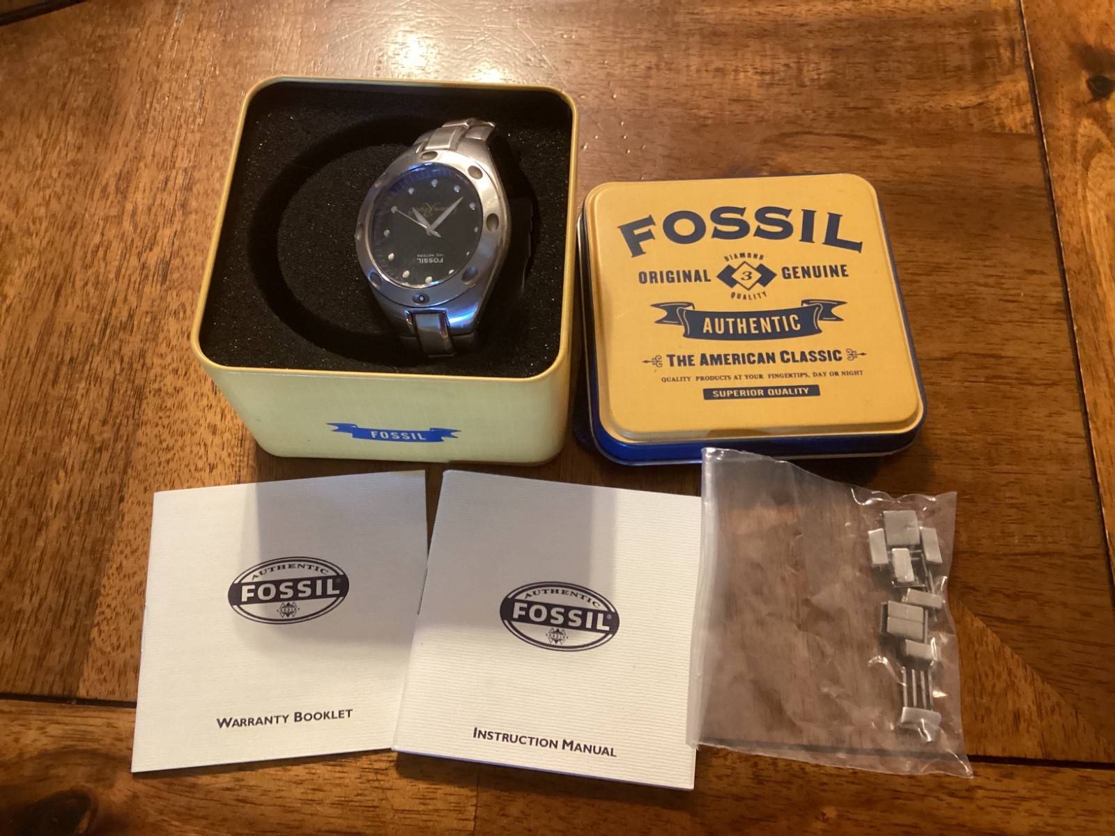 Men’s Fossil Crown Royal PR-5098 Quartz Watch 100 Meters Blue Carbon Fiber Dial