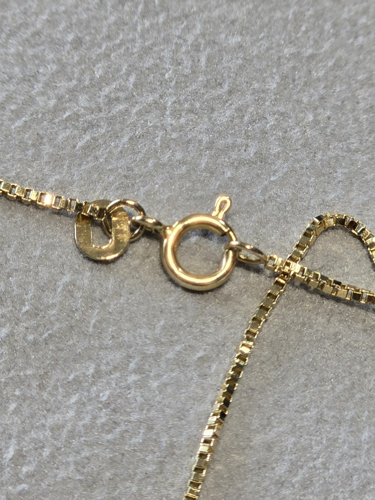 14k Yellow Gold Box Link Necklace 3.80 grams 14kt 34″ Long