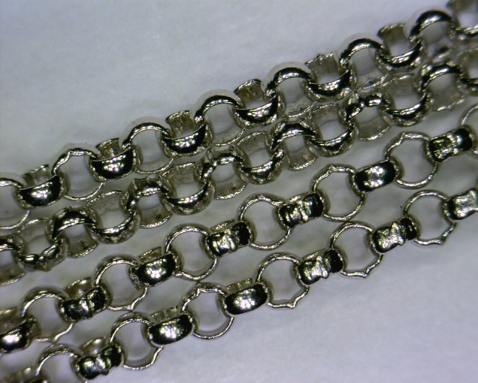 15.75″ 14K White Gold 1.0mm Rolo Link Chain Necklace – 1.695 grams