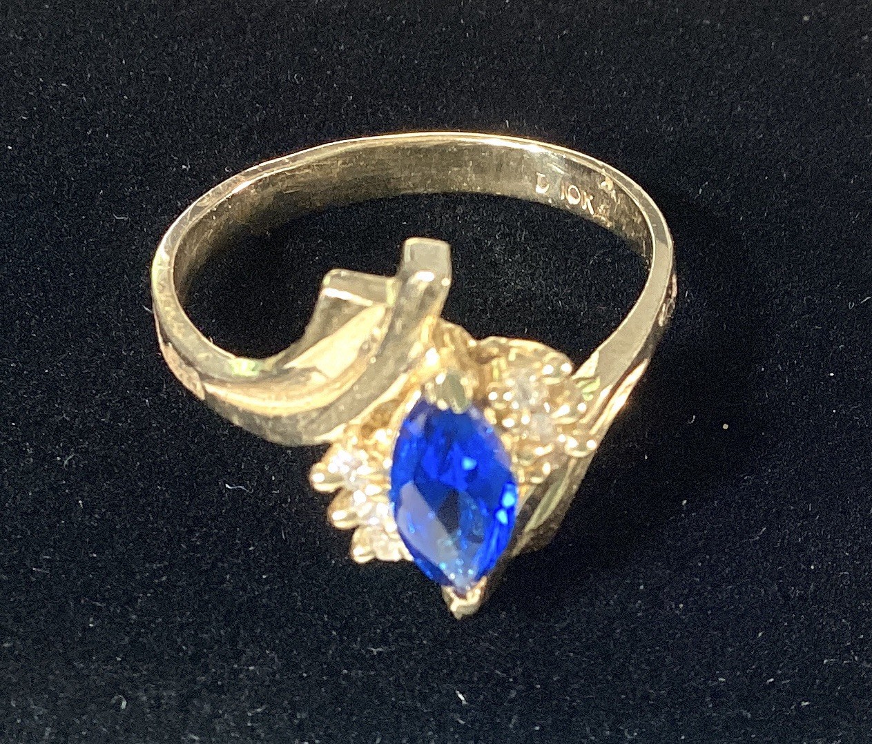 New 10KT stamped yellow gold marquise September birthstone ring women size 8.25