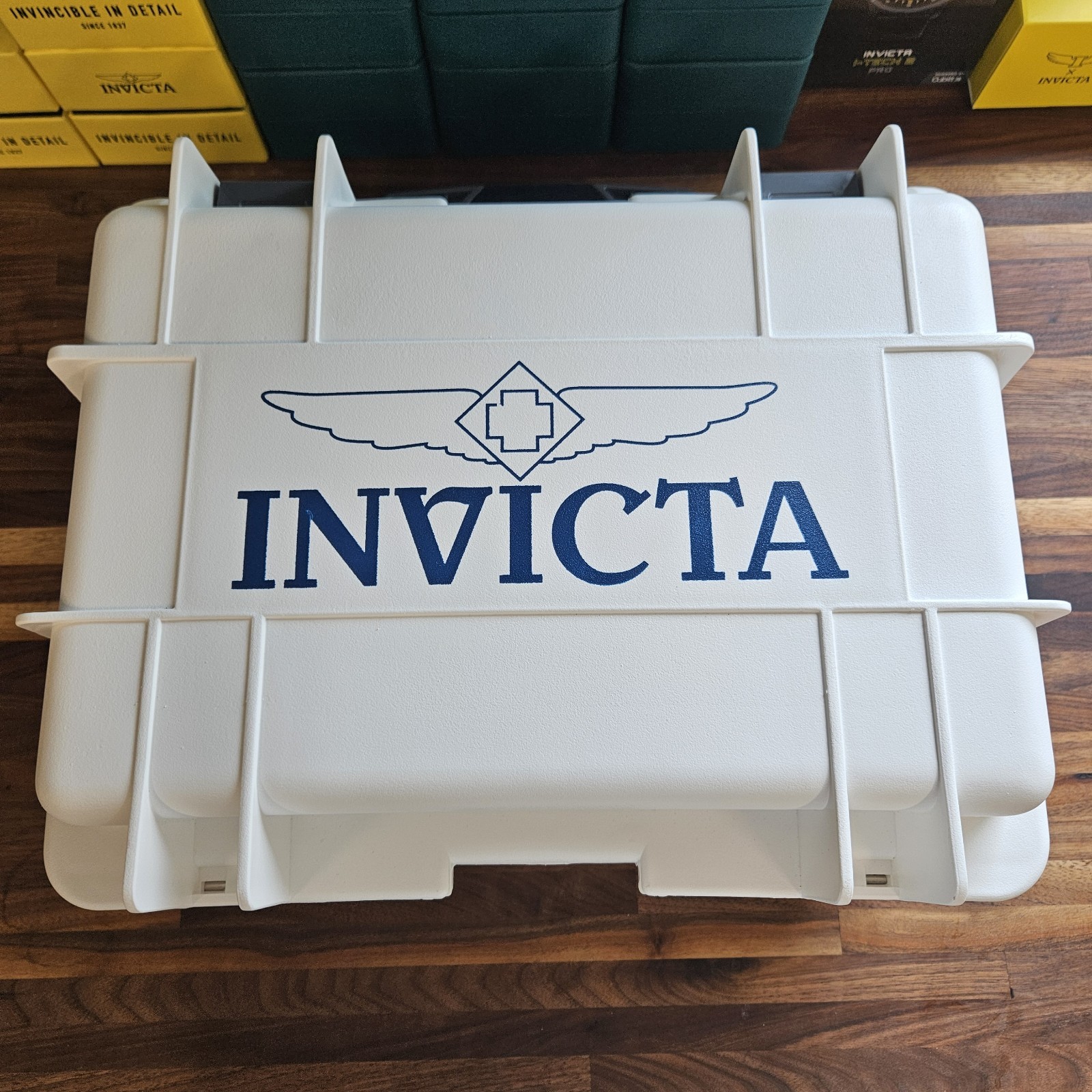 Invicta Bolt Phantom Bundle With Case