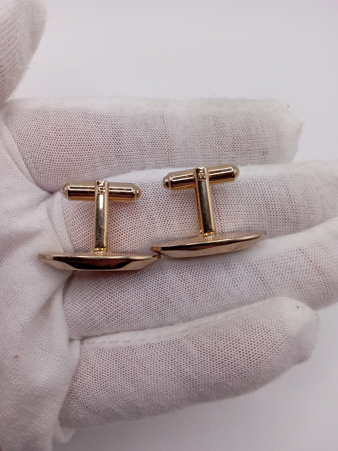 Pair Of Vintage Hickok USA Gold Tone Cufflinks Casual Business