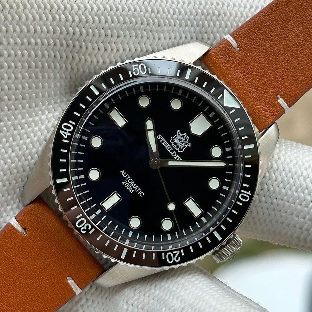 STEELDIVE SD1965 Mens 42.1mm 200M Automatic Dive Watch NH35 Sapphire Steel