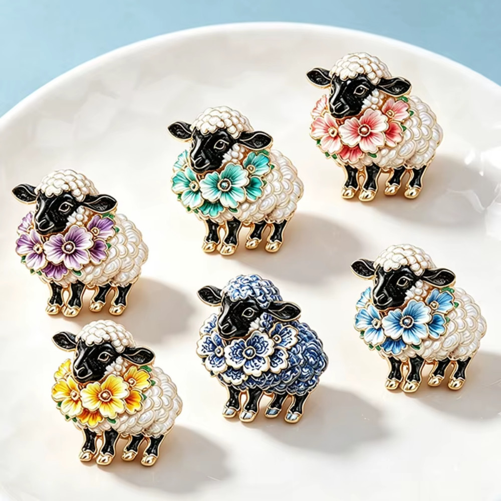 Blue White Porcelain Pattern Sheep Brooch Pin Vintage Gold Crystal Jewelry Gift