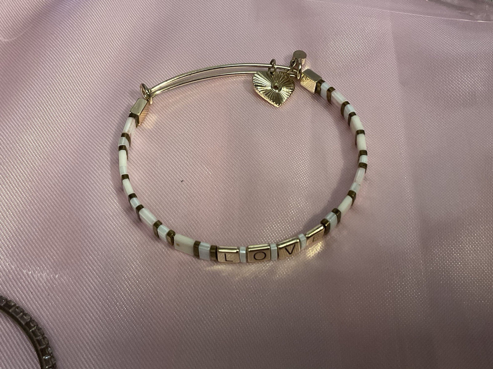 Women’s Fashion Bracelet Mixed Lot, 6pc Multicolor Metal/Stone Crystal Charms