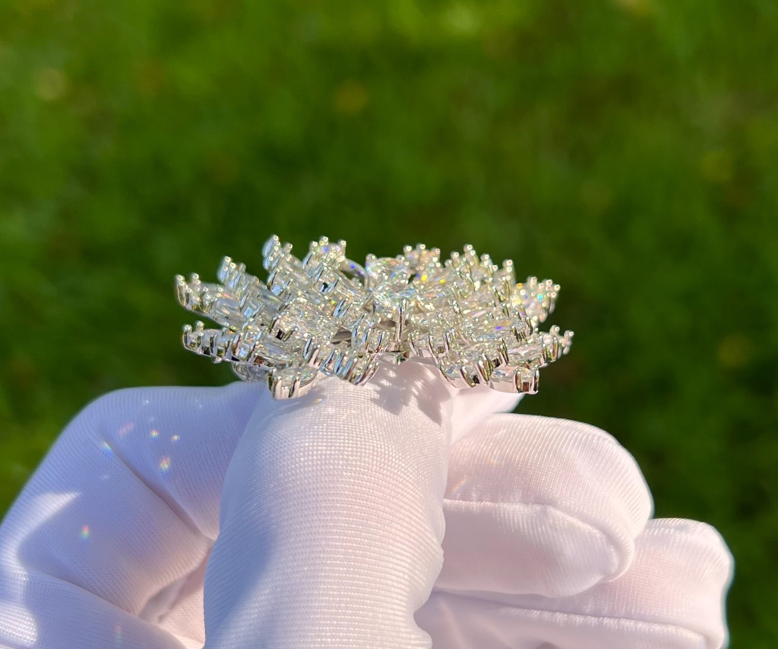 Brilliant Crystals Butterflybrooch pin