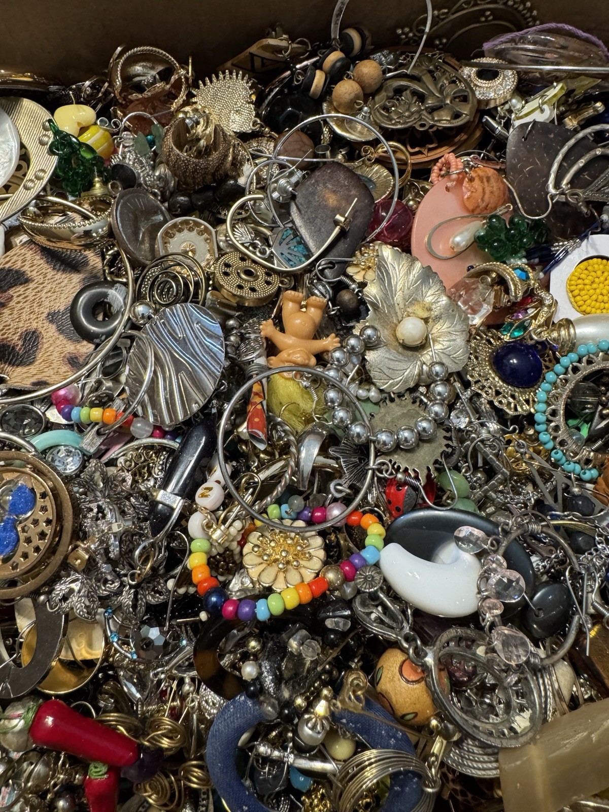 15 LB Single Earring Jewelry Craft Lot Vintage Rhinestone Repurpose Harvest R