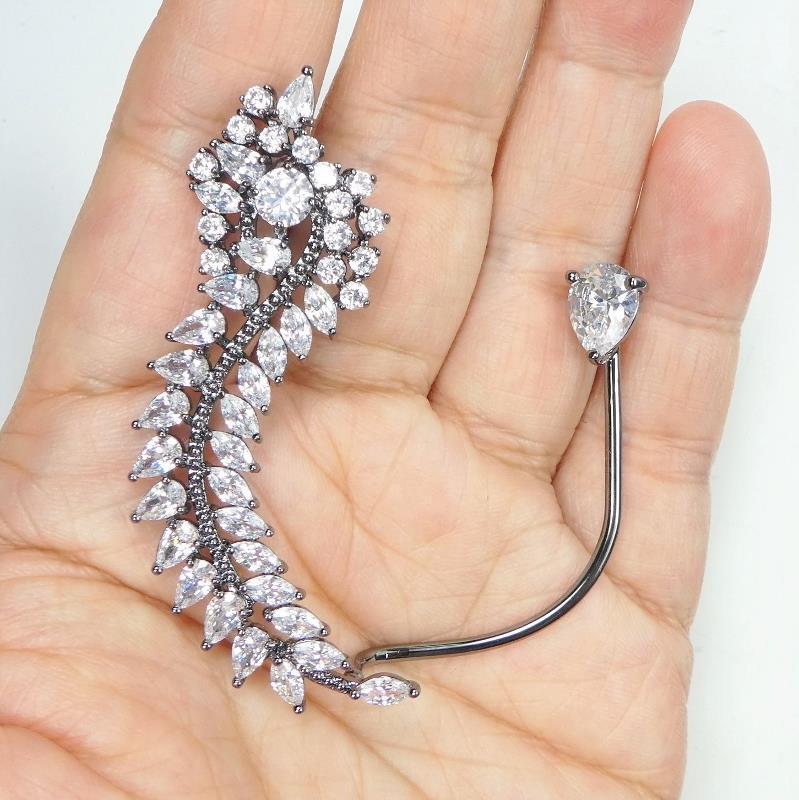 SINGLE RIGHT SIDE CZ Cluster Large Wing Earring Ear Cuff Crawler Climber