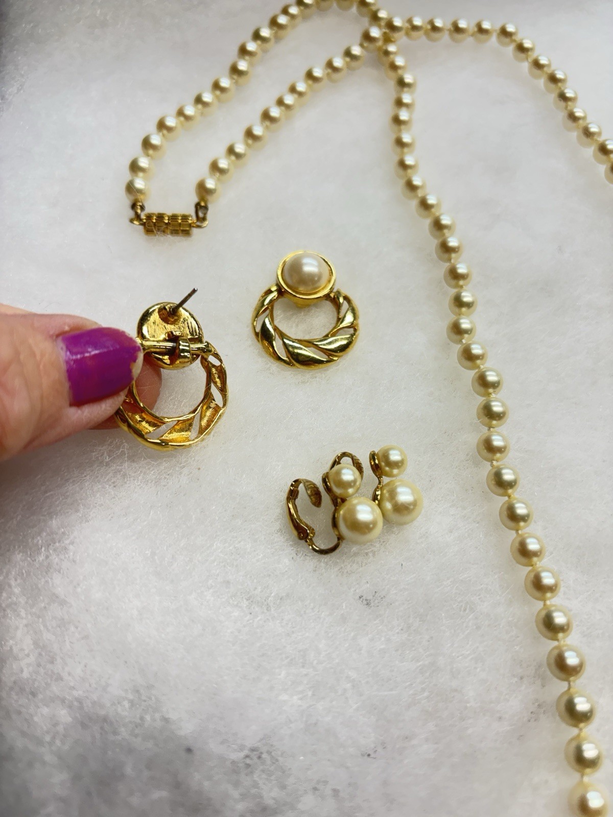 Faux Pearl Jewelry Lot W/ 1- Bar Pin Dangle, 2 Pr Earrings & Necklace. 1- AVON