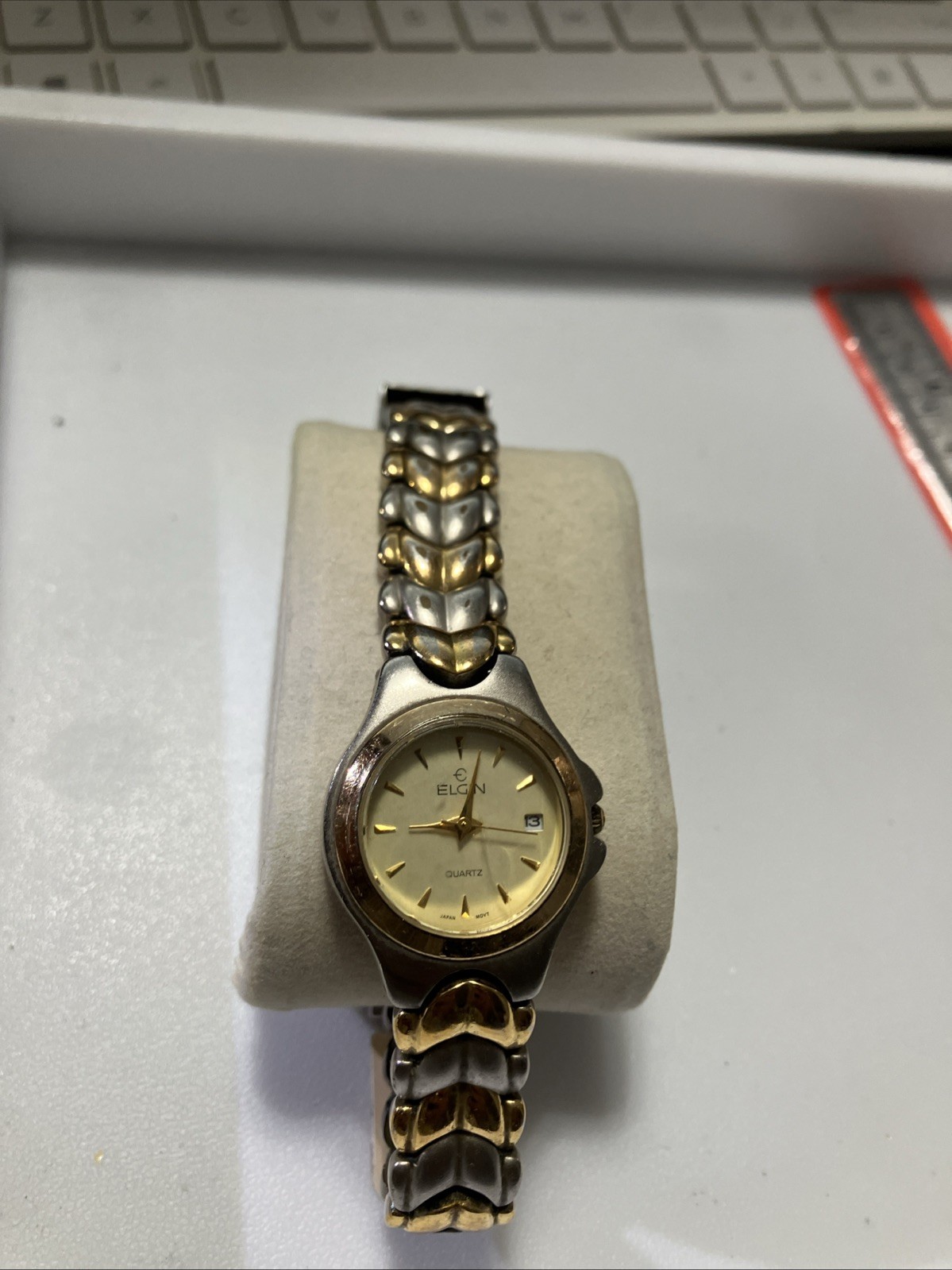 Elgin PreOwned Two Tone Quartz Watch EM885 Fresh Battery