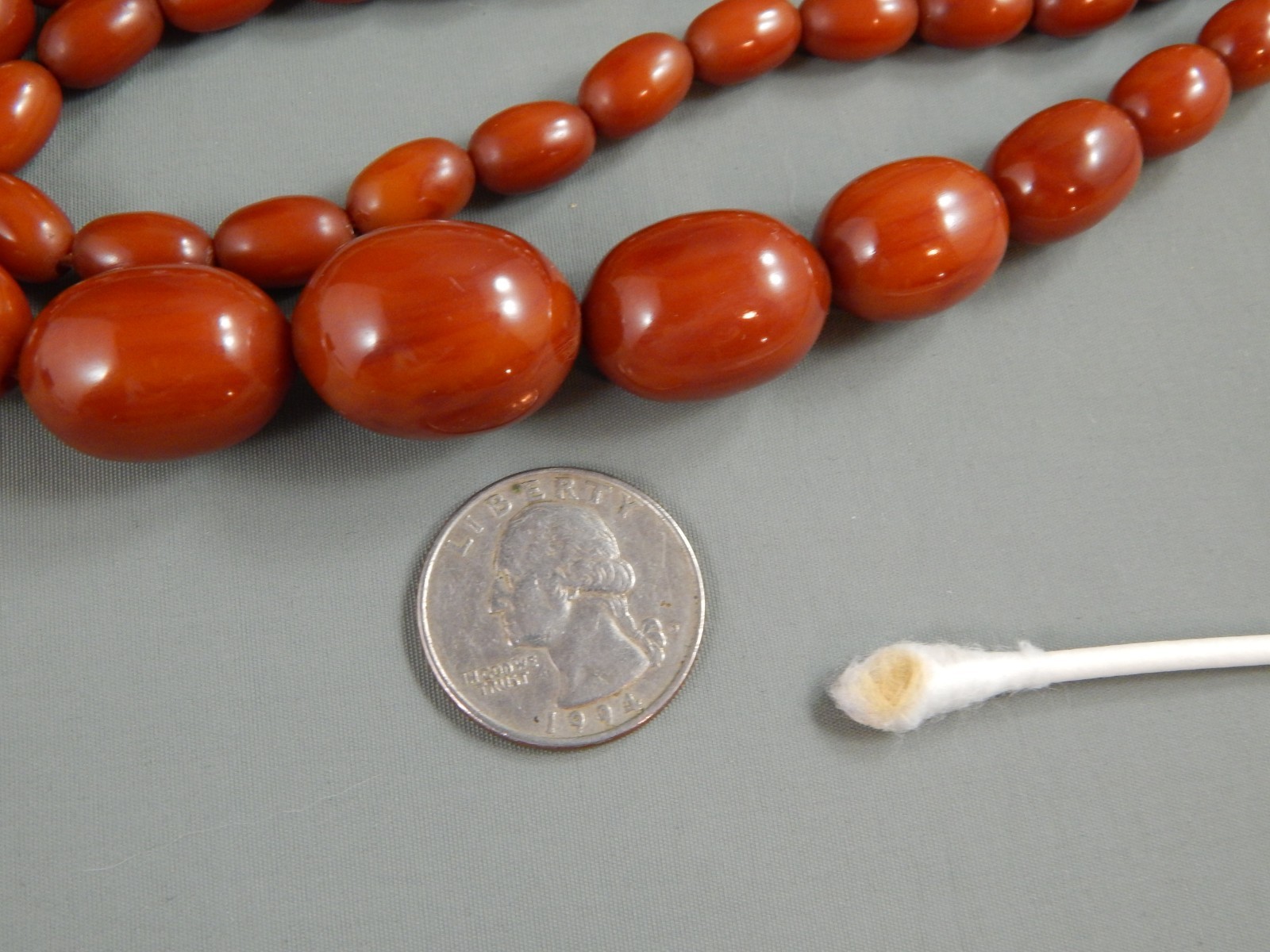Vintage Marbled Butterscotch Egg Yolk Bakelite Olive Bead Necklace 24″ ~ 46g