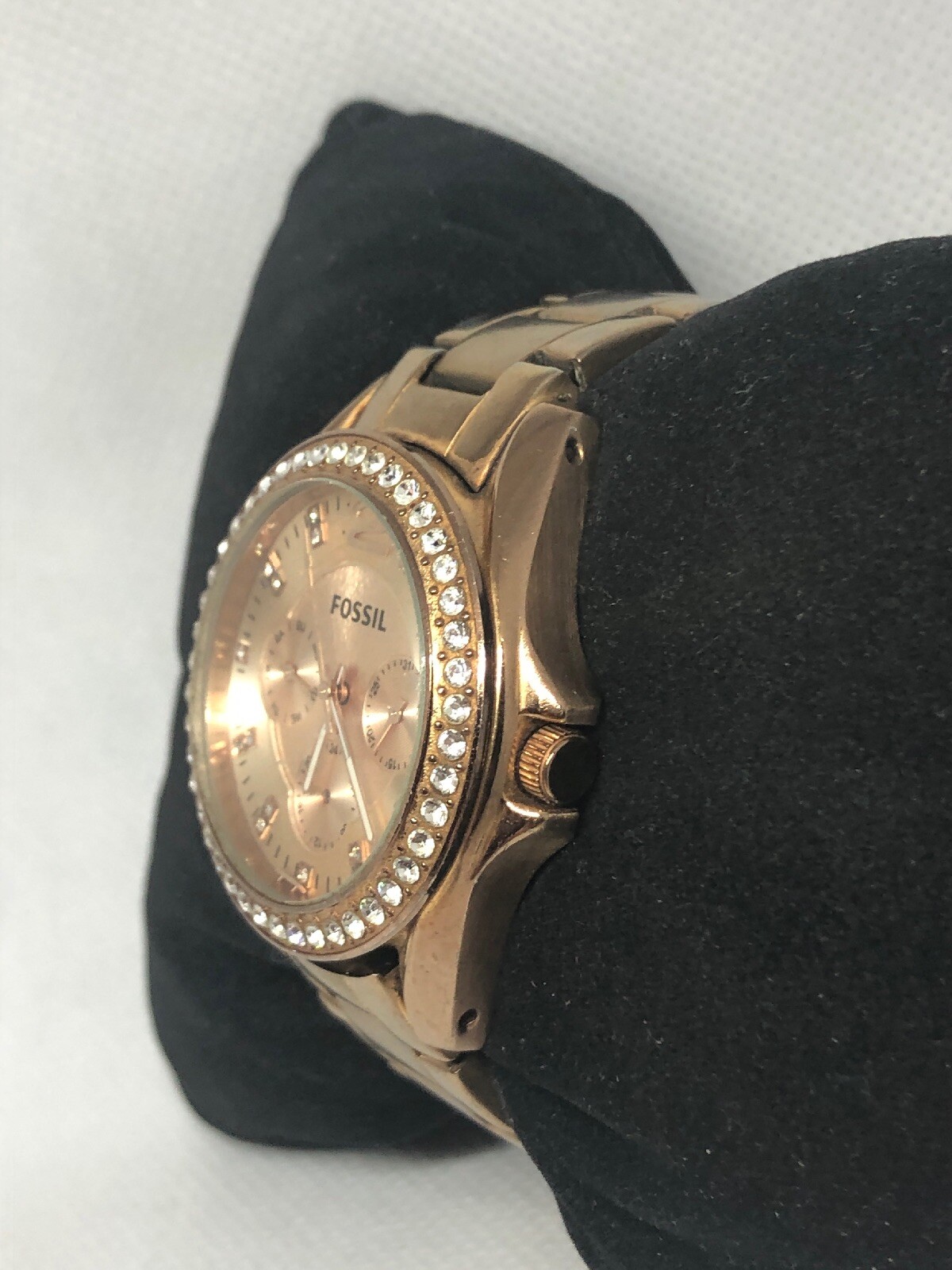 Fossil ES2811 Womens Gold Stainless Steel Analog Rose Gold Dial Wrist Watch HG31