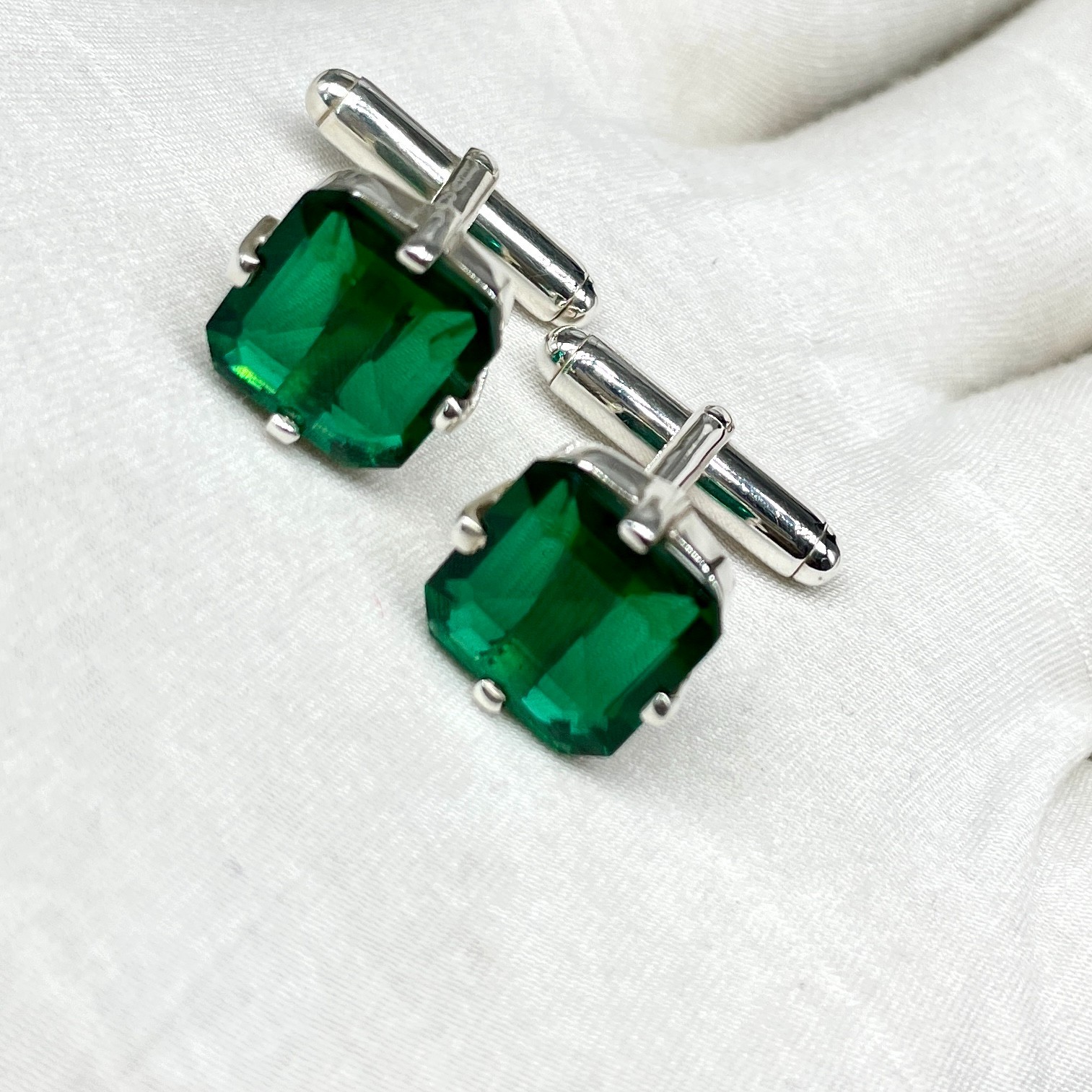 Classic Men’s Sterling Silver Emerald Green Square Stone Cufflink Formal Wedding