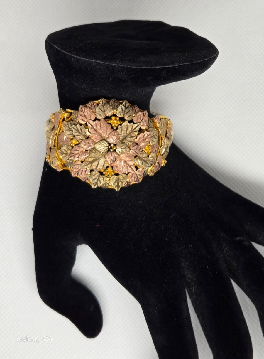 Landstrom’s Black Hills Gold 10K Bracelet