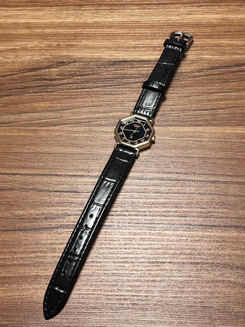 [Showa Retro] Citizen Octagon, octagonal shape, black and gold dial, working con