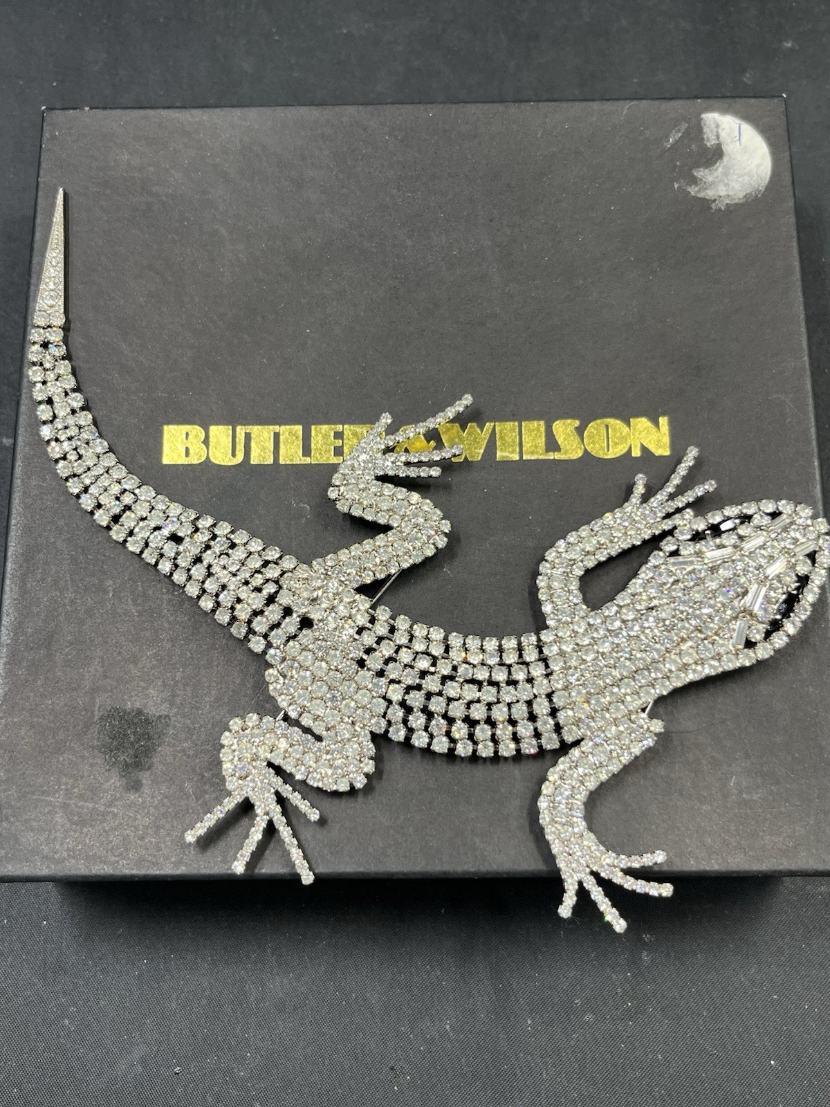 Butler & Wilson Signed Clear Rhinestones Articulated Lizard Brooch 9.5” In Box