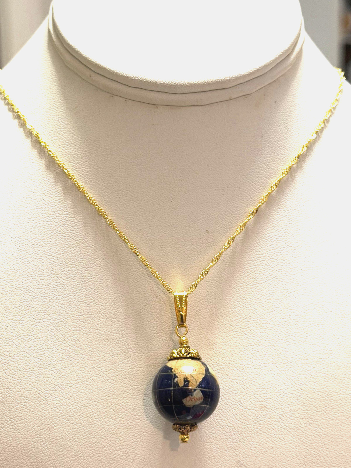 *NEW ITEM-LG. VTG. 20MM LAPIS GEMSTONE INTARSIA WORLD GLOBE NECKLACE. g