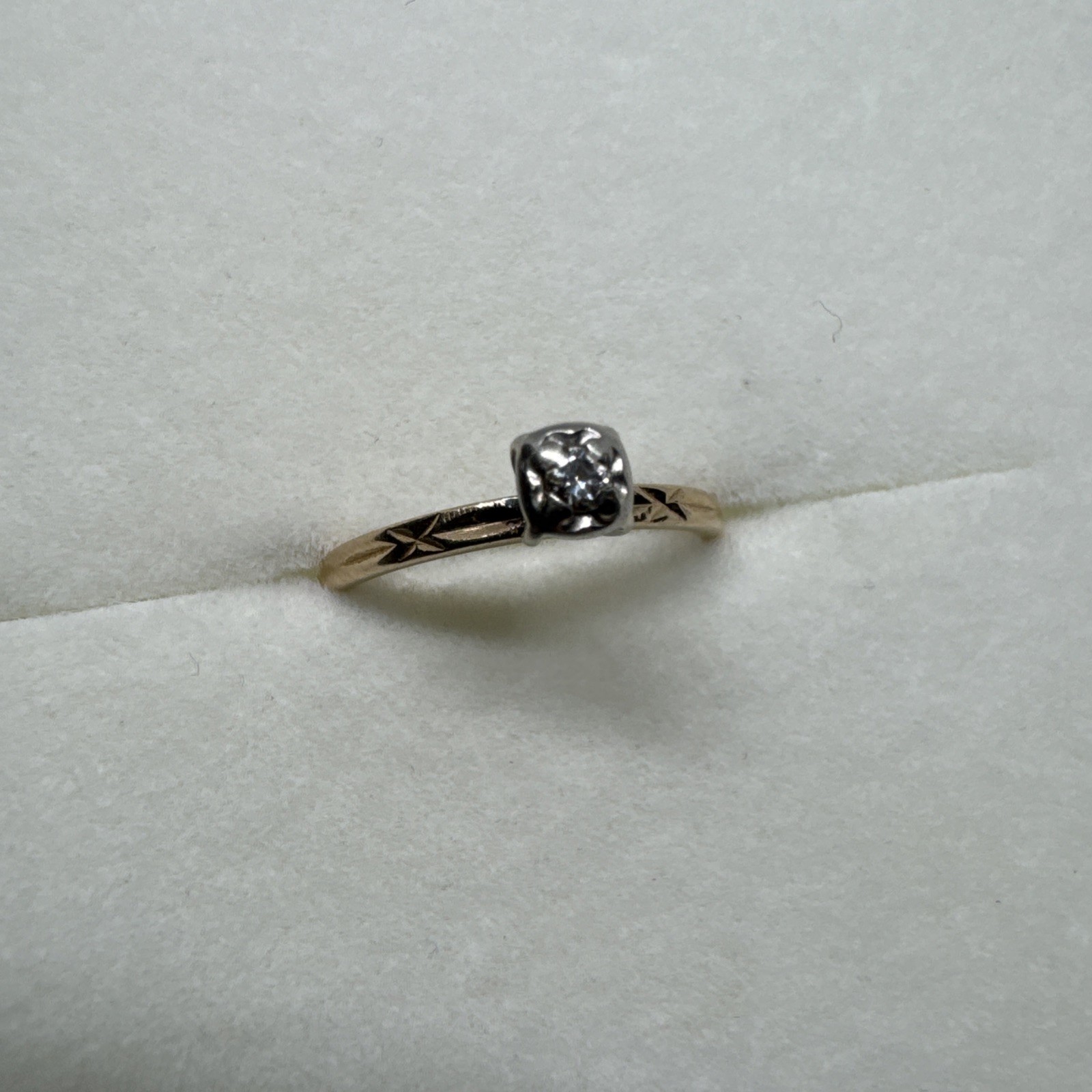 14k Yellow & White Gold Small Diamond Solitaire Ring Size 3.75 Vintage High Set