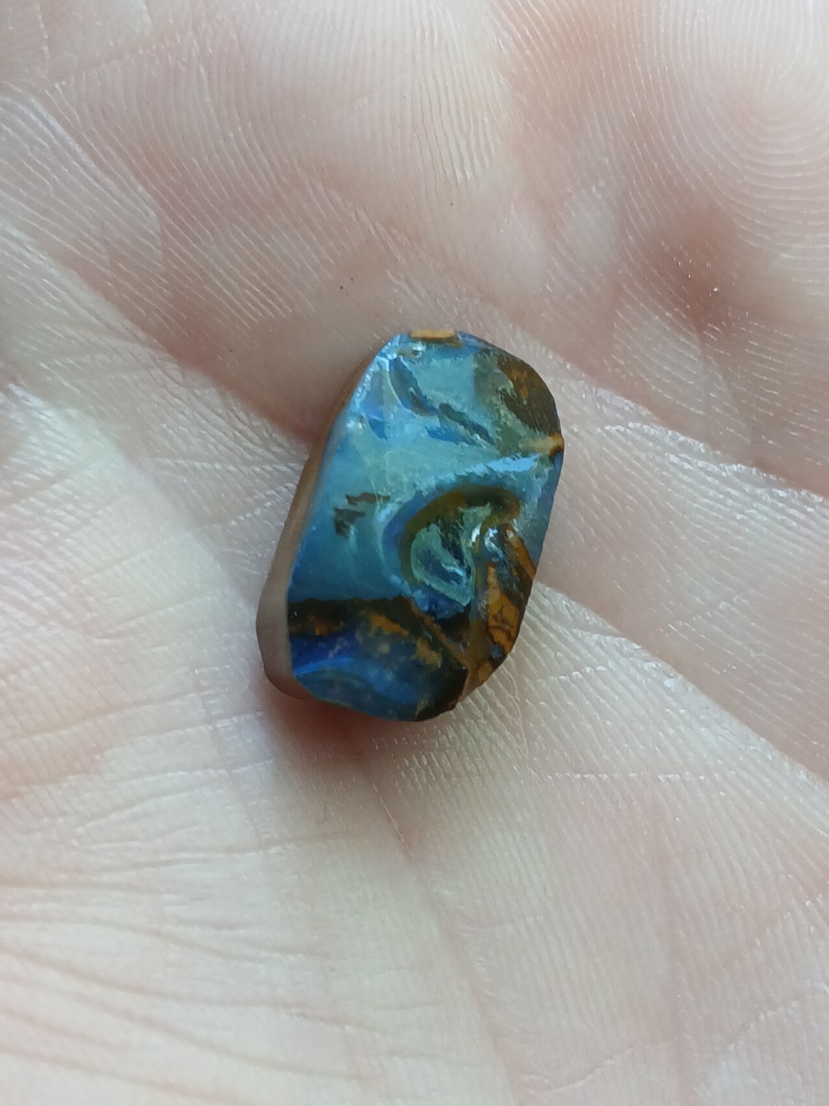 Australia Boulder Opal Unknown Field R2093 Specimen 10 Carat Blue Multi Sided