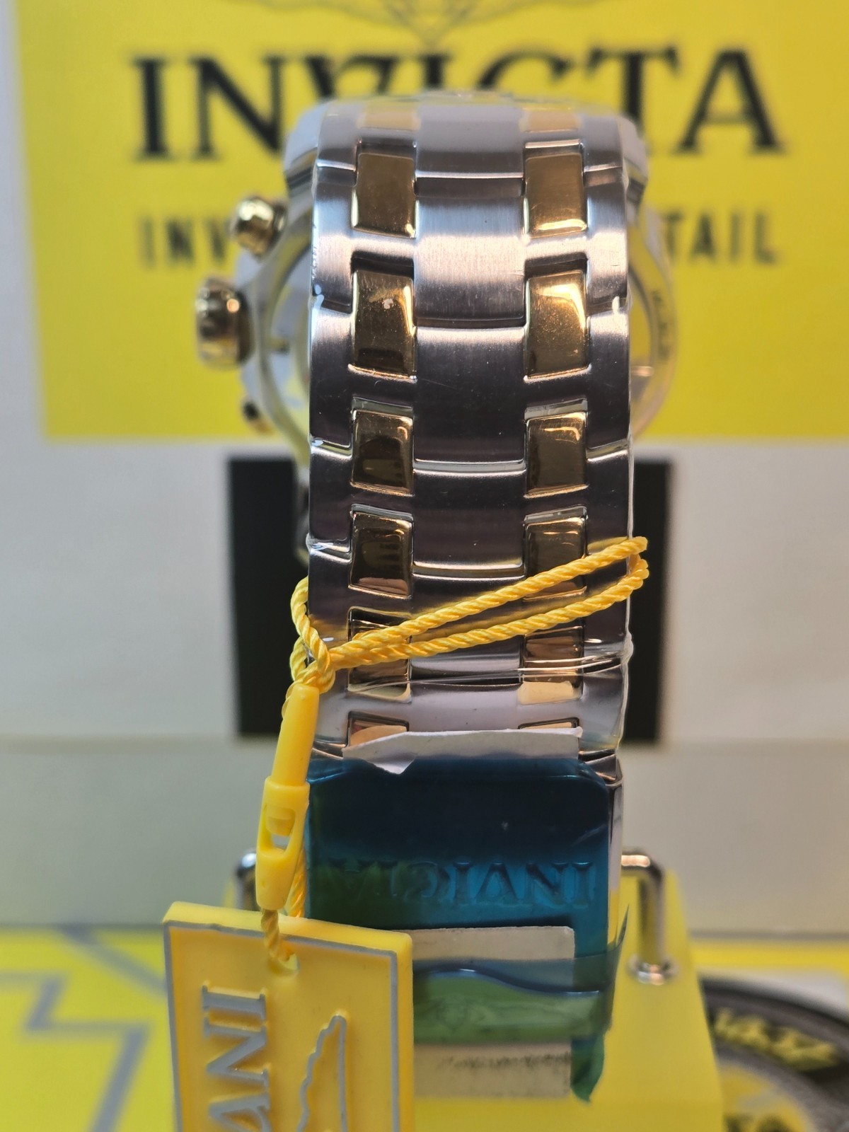 Invicta Pro Diver SCUBA Men’s Watch – 48mm. Steel, Gold with Blue Dial Date NEW!