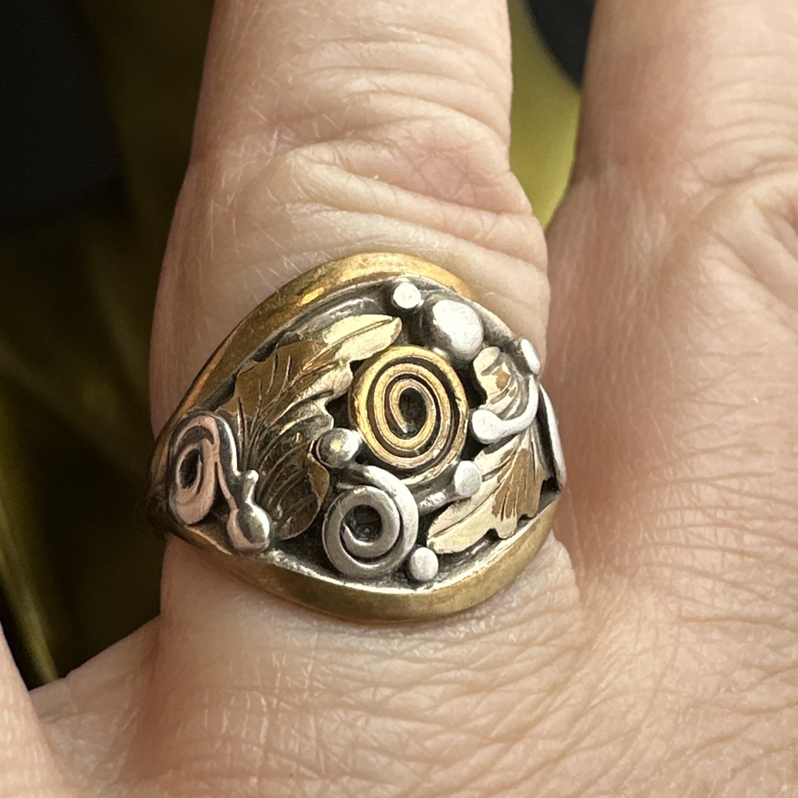 ML Gold And Silver Tone Sterling Silver Ring Size 7