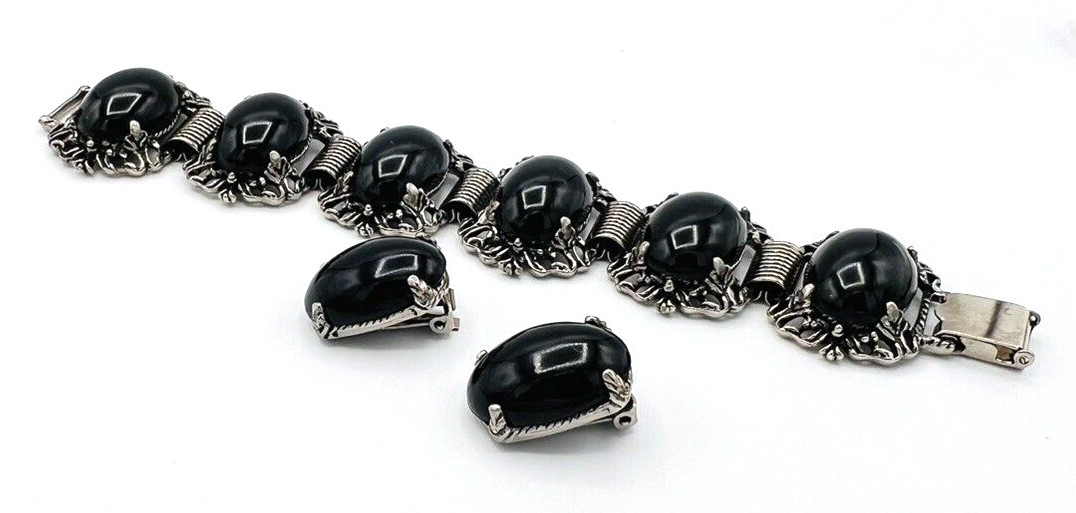 Vintage Silver Tone Black Cabochon Bracelet Clip On Earrings Set