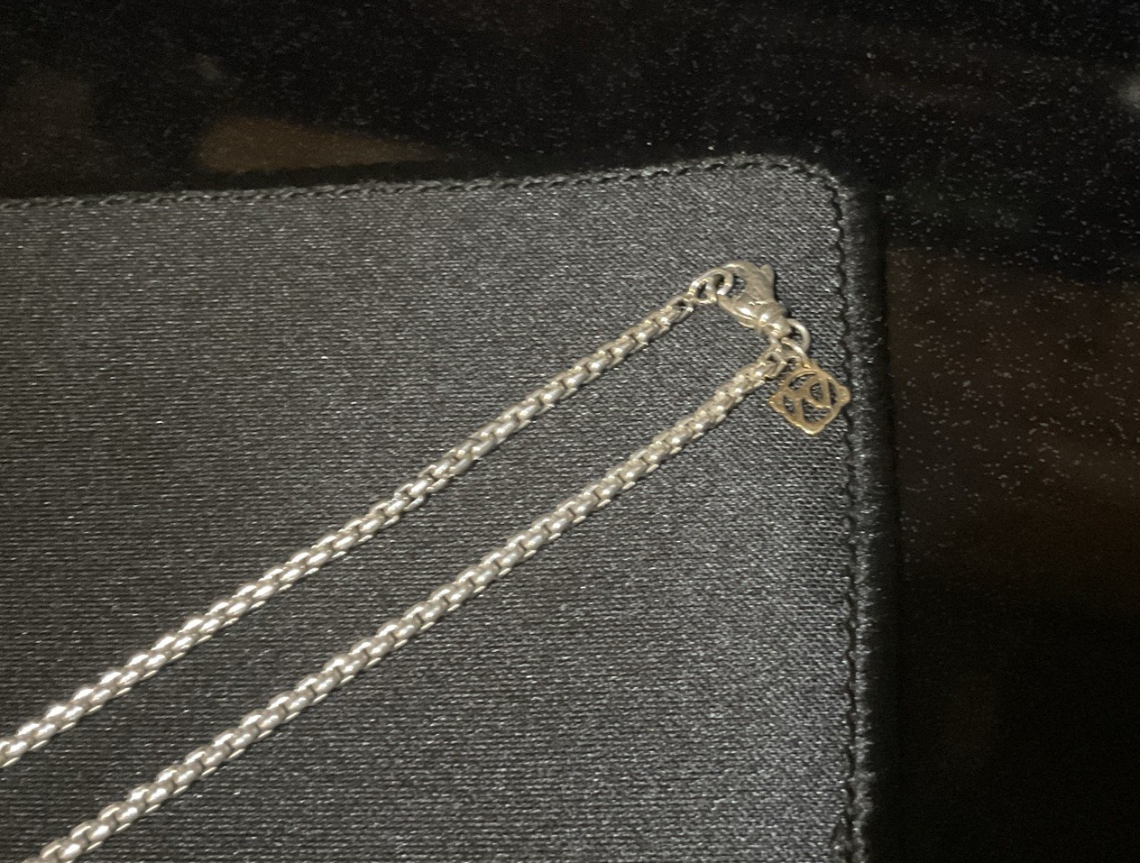 DAVID YURMAN Sterling Silver Box Chain 2.7mm x 24” With 14kt Gold Logo Necklace