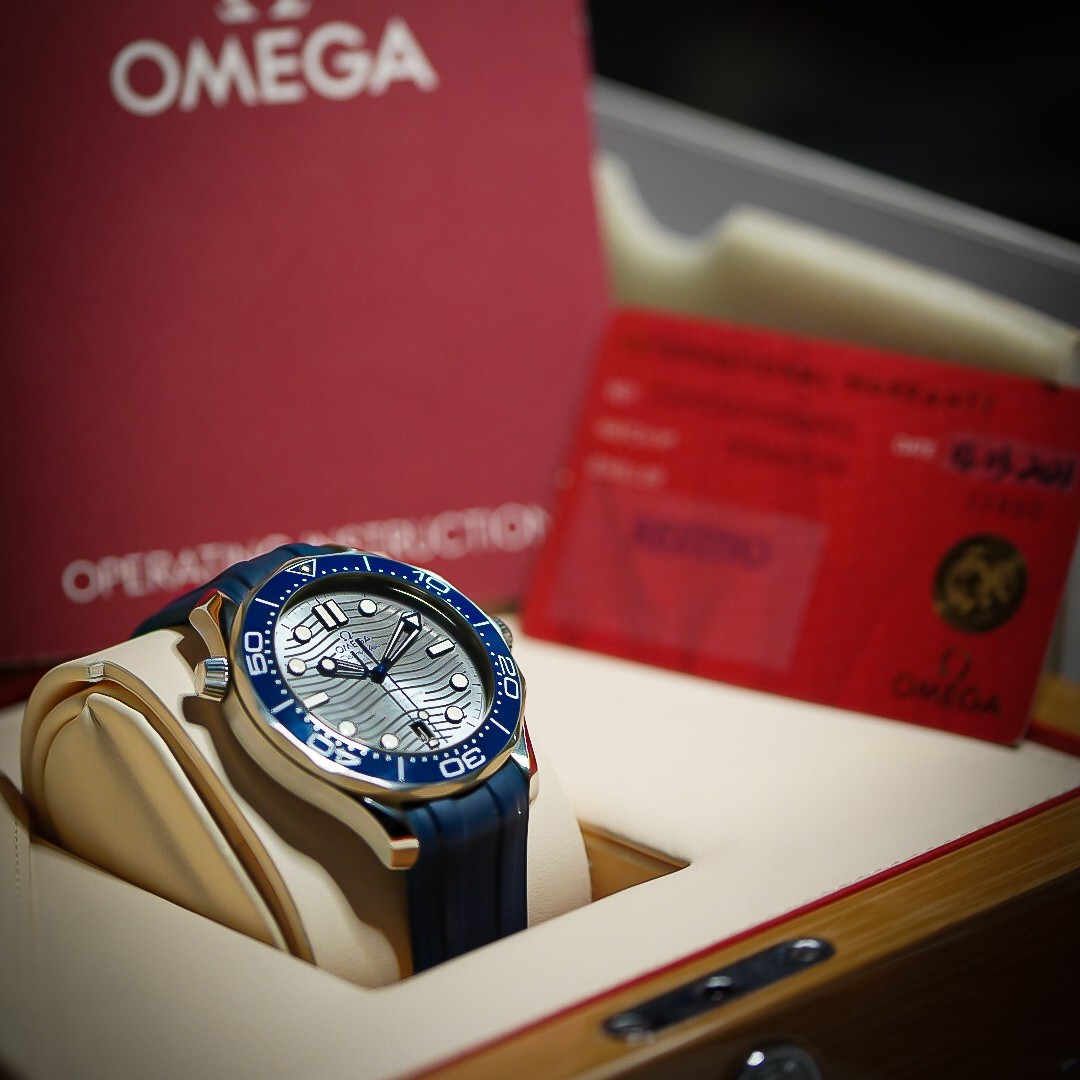 Omega Seamaster Diver 300M | 210.32.42.20.06.001 | 42mm | 2023 | Full Set