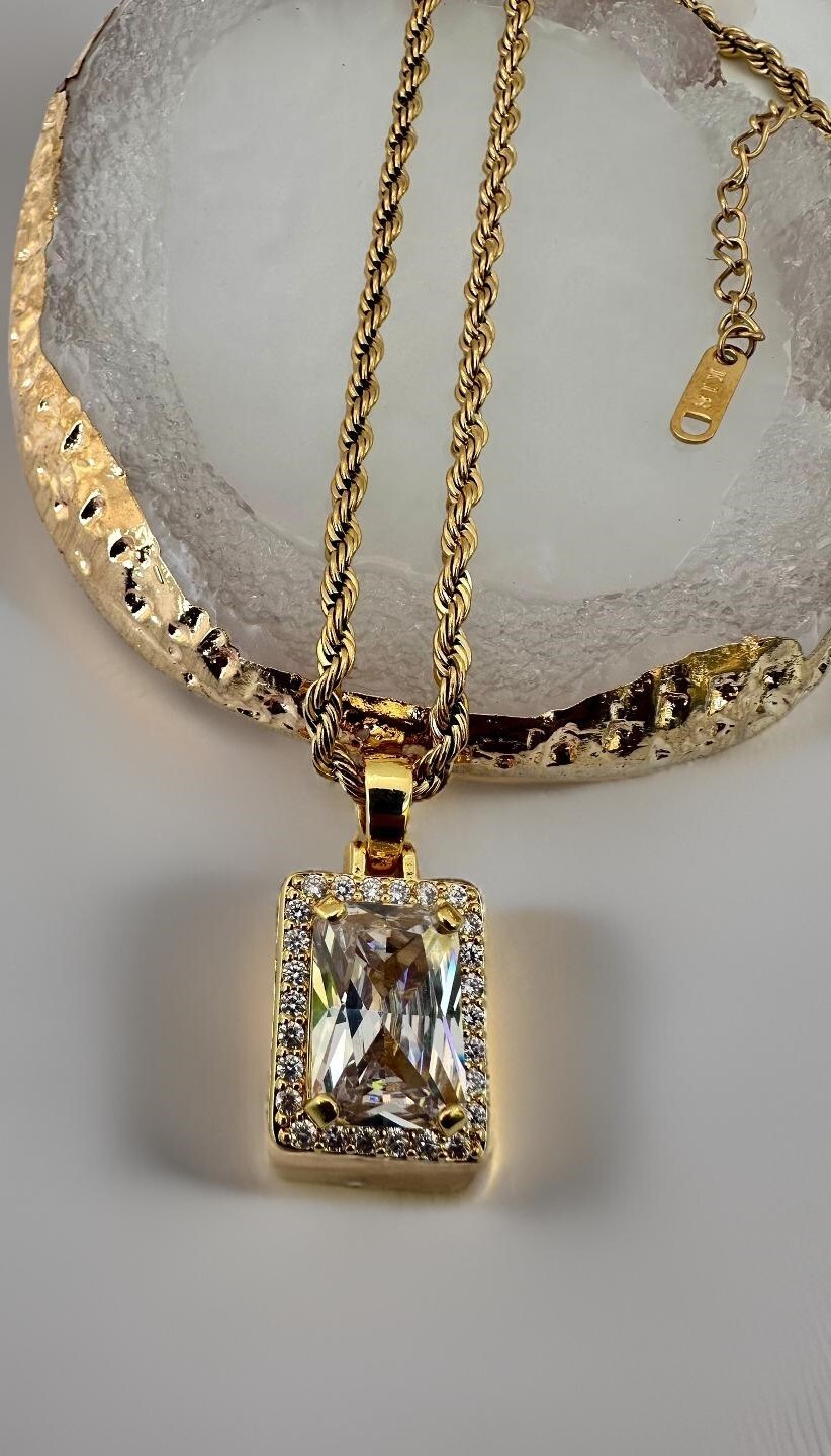 18K gold plated waterproof and tarnish free Singapore Chain with CZ pendant
