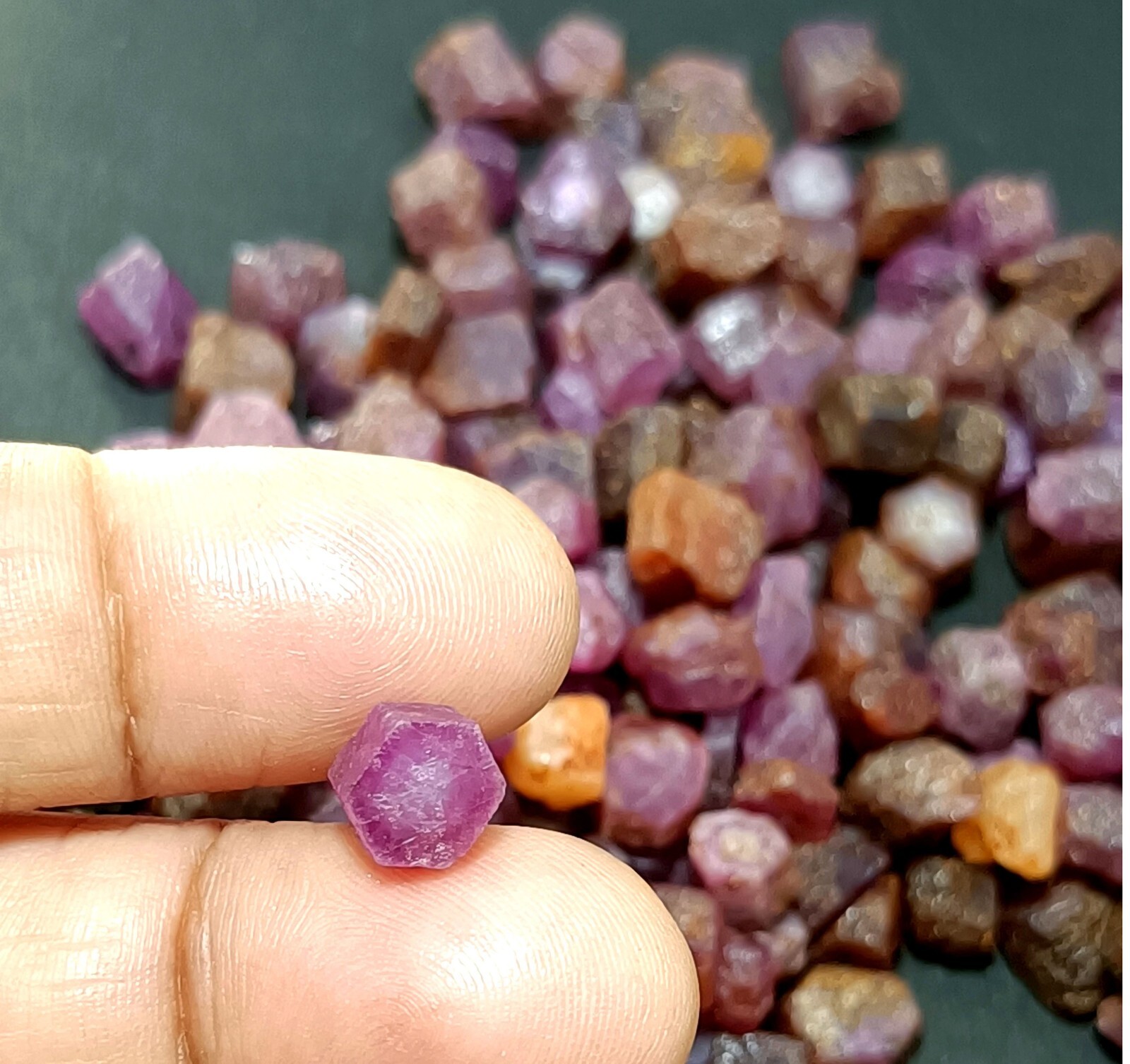 AAA+ Quality 100% Natural African Ruby Sapphire Unheated 50 Ct Loose Rough Lot