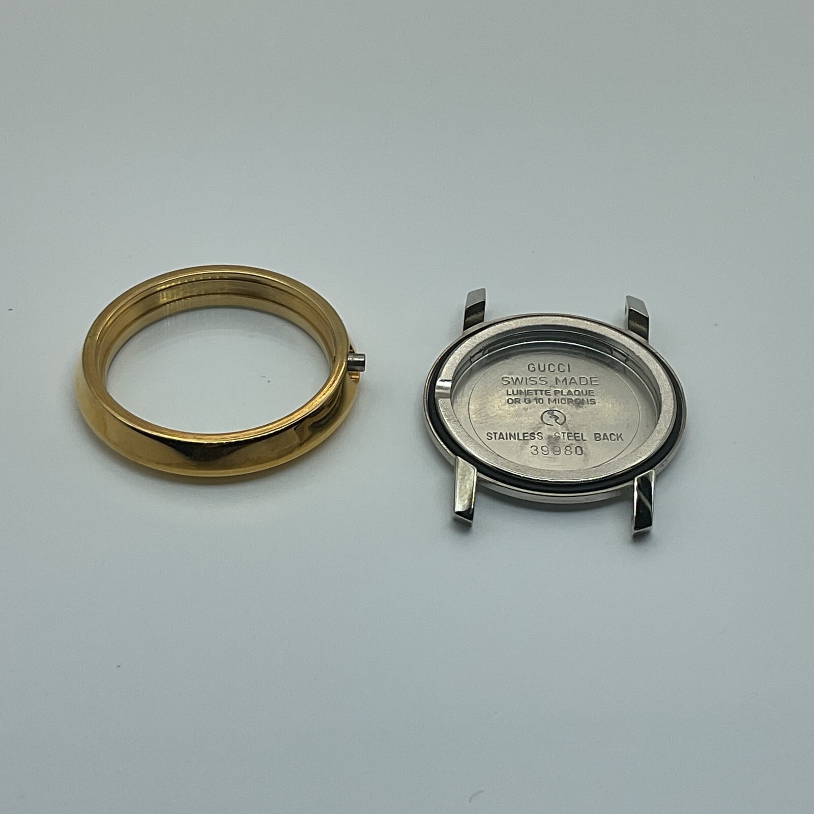 NOS GUCCI 2200L YELLOW GOLD PLATED COMPLETE WATCH CASE